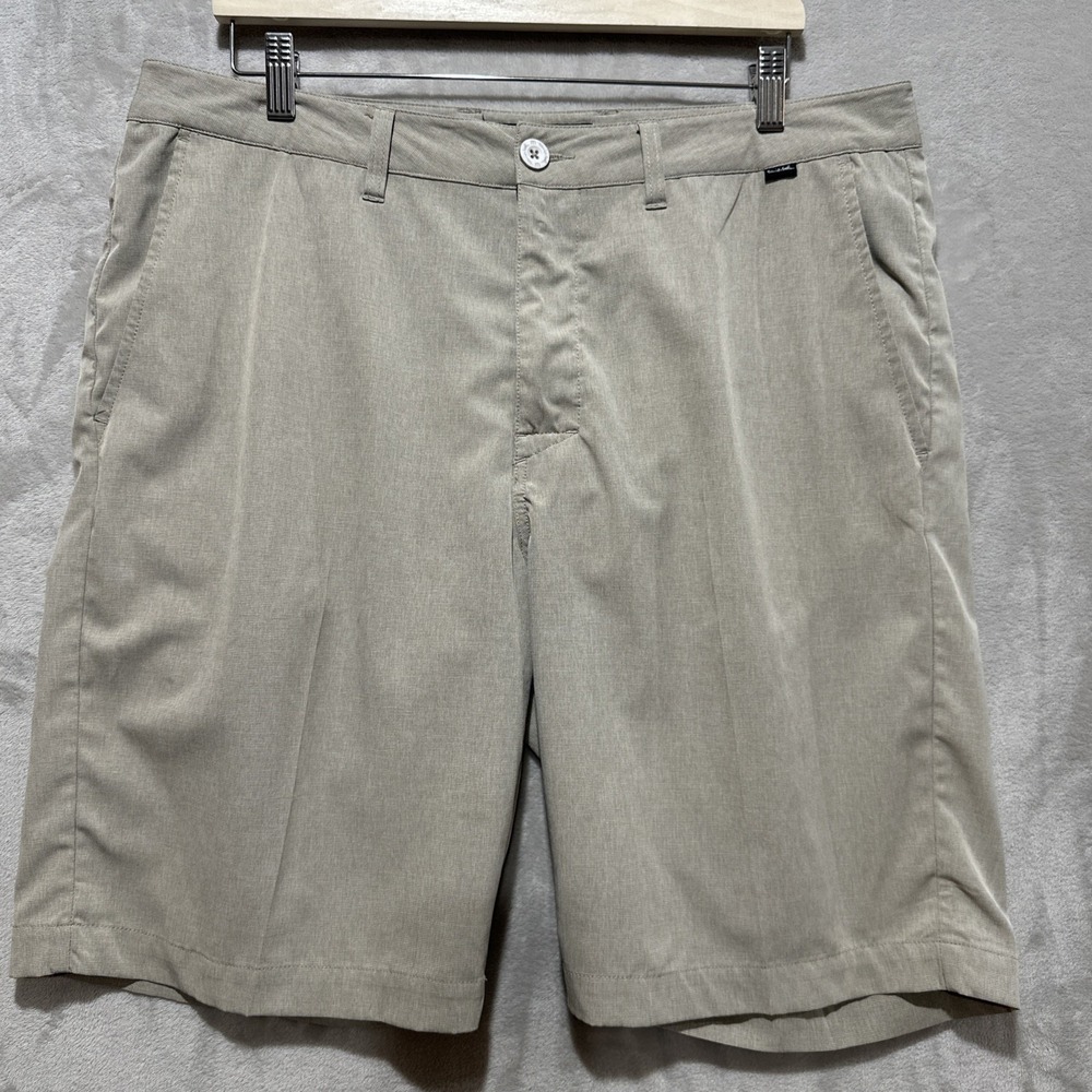 Travis Mathew Golf Chino Casual Short Men's 36 Tan Khaki Performance Pockets